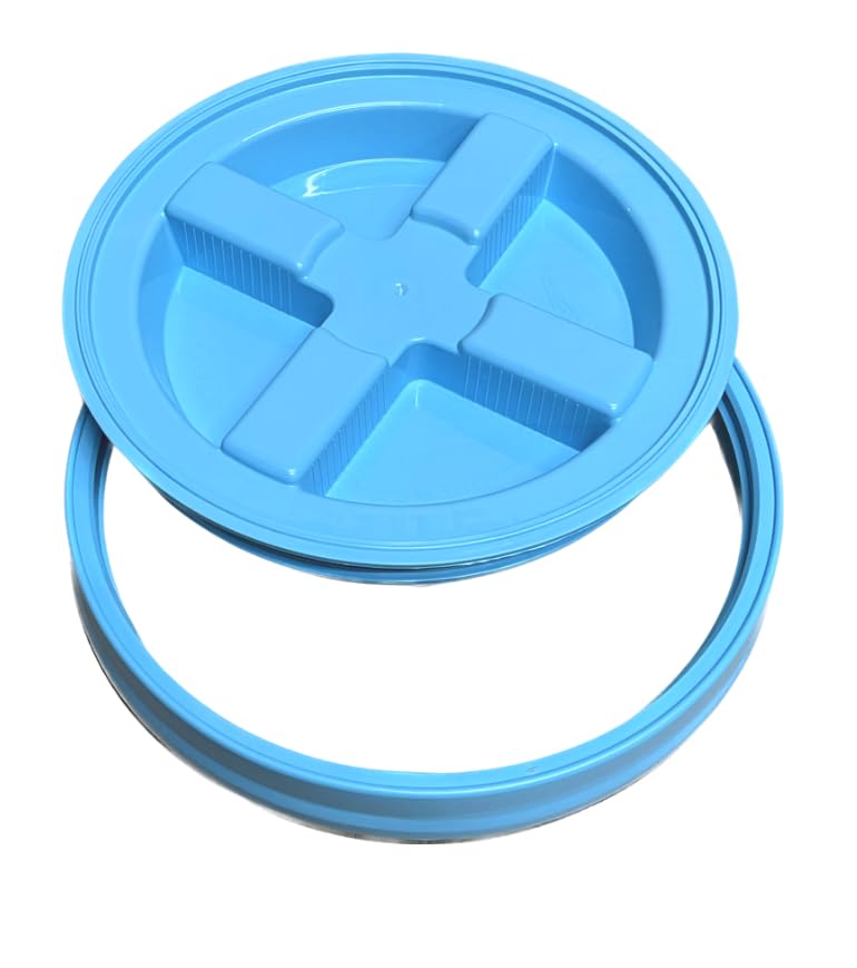 5 Gallon Food Grade Plastic Bucket with Air Tight Screw on Lid Made in USA Container (Green Bucket with Aqua Lid) - color: Green Bucket With Aqua Lid
