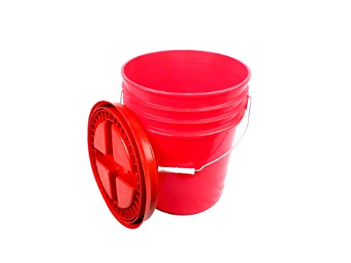 Model RCBL005-5 Gallon Snake & Reptile Containment Bucket with Lid