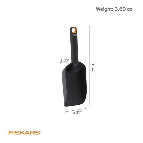 Fiskars Soil Scoop for Potting & Transplanting, 1.5 Cup Capacity, Black | Indoor Potting for Medium Planters, Durable Lightweight Resin Garden Scooper with Flat Bottom & Deep Sides to Prevent Spills - style: Soil Scoop