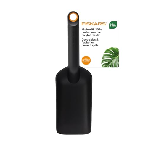 Fiskars Soil Scoop for Potting & Transplanting, 1.5 Cup Capacity, Black | Indoor Potting for Medium Planters, Durable Lightweight Resin Garden Scooper with Flat Bottom & Deep Sides to Prevent Spills - style: Soil Scoop