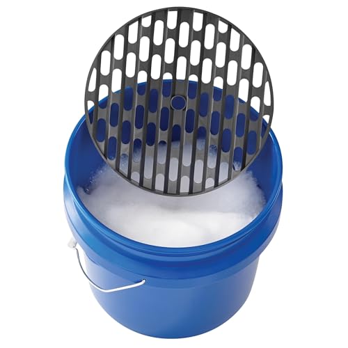 4-gallon plastic car wash bucket with grit screen and handle