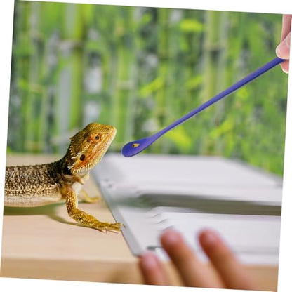 2pcs Sturdy Reptile Spoon Reptile Feeding Tool Dish Gecko Feeding Spoon Pet Supply - color: Blue