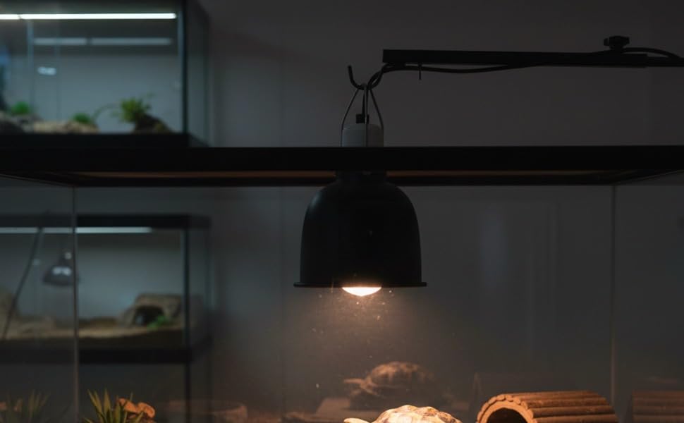 5.5-Inch Deep Dome Reptile Heat Lamp Fixture with On/Off Switch, High Temperature Resistant Ceramic, UVB Infrared Basking Light, US Plug, Black