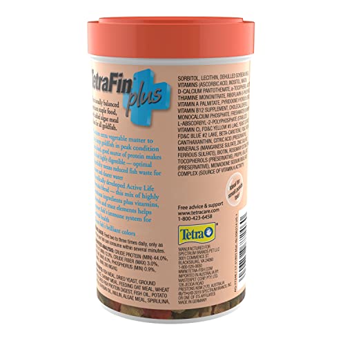 TetraFin Plus Goldfish Flakes 2.2 Ounces, Balanced Diet, with Algae to Promote Health,Oranges (Pack of 2) - size: 2.2 Ounce (Pack of 2)