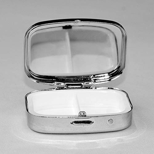Reptile Monitor Lizard Pill Case Portable Square Pill Box 2 Compartment Pill Organizer Cute Travel Pill Container Vitamin Organizer for Purse Pocket Travel Gift