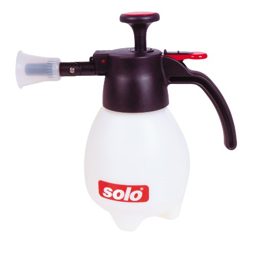 SOLO 418 One-Hand Pressure Sprayer, 1-Liter, Ergonomic Grip for Gardening, Fertilizing, Cleaning & General Use Spraying