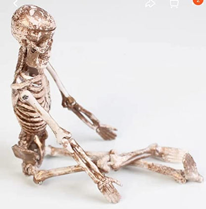 Aquarium Decor Fish Tank Decoration Ornament - Trendy Landscaping and Skull-Themed Resin Ornaments for Climbing Pets, Cannibal Fish, and Bottom-Dwelling Imitation Skeleton Bones.