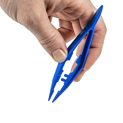 Vakly Disposable Plastic Forceps Tweezers Blue (10 Pack) – Serrated Tip Pickup Tweezers with Finger Ridges & Narrow Points for First Aid, Medical, Lab, Crafts & School Science
