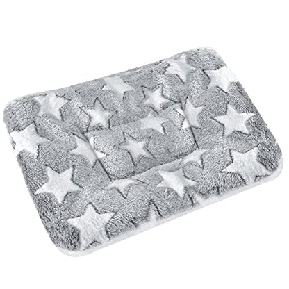 Small Animal Bed Mat, Soft & Warm, Suitable for Guinea Pig, Hamster, Rabbit, Rat and Bearded Dragon (X-Large(13.3''x9.4''), Star Grey) - color: Star Grey, size: X-Large(13.3''x9.4'')
