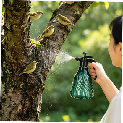 Handheld Bird Sprayer Bottle 2l Refillable Fine Mist Mister for Parrot Bathing and Cage Cleaning Portable Multi-Purpose Hand Pump Bird Shower Mister