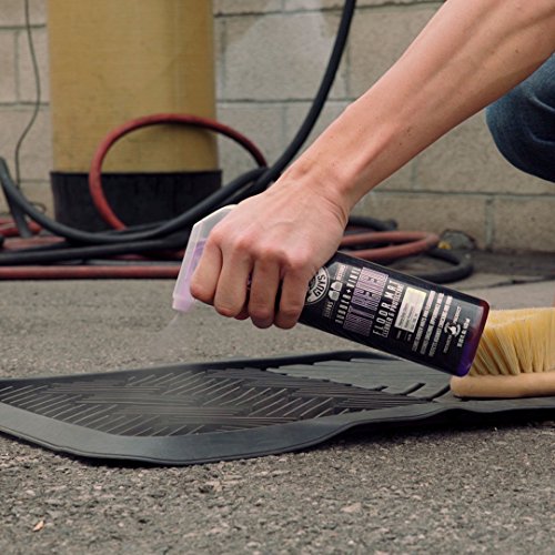 Chemical Guys, Mat Renew Rubber & Vinyl Mat Cleaner & Protectant, 16 oz | Cleans and revives rubber mats, liners and running boards, restoring a factory look with a protective finish - size: 16 Fl Oz (Pack of 1)