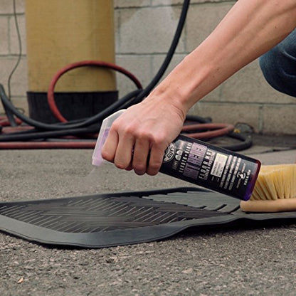 Chemical Guys, Mat Renew Rubber & Vinyl Mat Cleaner & Protectant, 16 oz | Cleans and revives rubber mats, liners and running boards, restoring a factory look with a protective finish - size: 16 Fl Oz (Pack of 1)