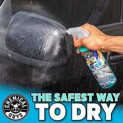 Chemical Guys, Best Two-Bucket Car Wash Kit, Mitts & Dirt Trap, 11-Piece | Two buckets with dirt traps, wash mitts, soap and towels for safe, scratch-free weekly washes, full kit - style: HOL121