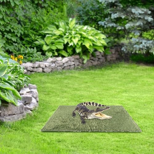 FRCOLOR 2pcs Reptile Habitat Carpet Mat Simulation Moss Terrarium Substrate Liner for Lizards Turtles Snakes Moisture-Resistant Easy-Clean Reptile Habitat Pad