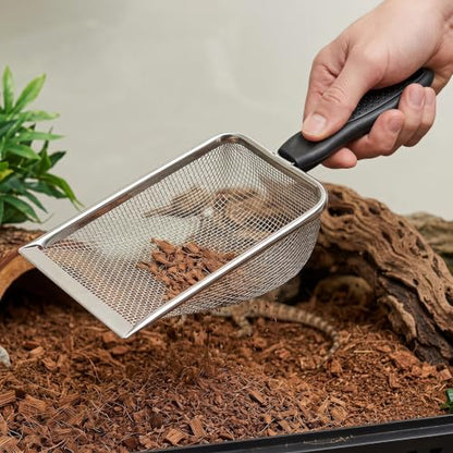 Kisangel Stainless Steel Reptile Sand Scoop with Expanded Scoop Surface 2pcs with Antislip Handle and Stainless Steel Mesh Comfortable Arc Design for Cage and Reptile Tank Cleaning