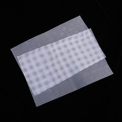 5PCS Plastic Fish Plastic Canvas Aquarium décor Tank dividers Black mesh Grid Reptile Terrarium Fish Tank Divider 5 Gallon frag Rack Betta Crawl White Crafts
