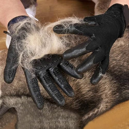 Pet Grooming Glove – Patented Rubber-Massage Shedding Bath & Hair Remover for Dogs, Cats & Livestock – Lightweight, Flexible, Secure Fit (Black) - color: Black