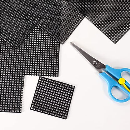 Caydo 4 Pieces 7 Count Black Plastic Mesh Canvas Sheets for Embroidery, Acrylic Yarn Crafting, Knit Crochet Projects and Make Aquarium Dividers (10.5 x 13.5 Inch)