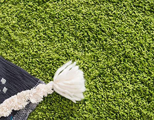 Unique Loom Solid Shag Collection Area Rug (2' x 6' 5" Runner, Grass Green) - color: Grass Green, size: 2' x 6'5" (Runner)