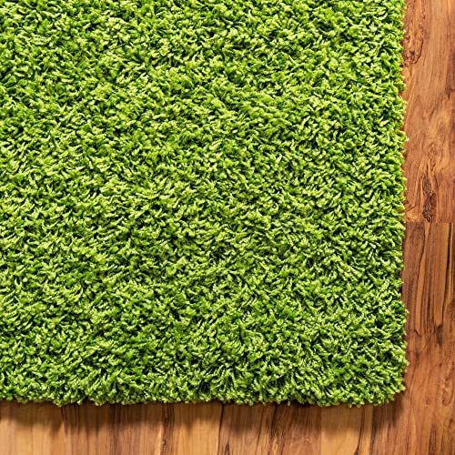 Unique Loom Solid Shag Collection Area Rug (2' 6" x 13' 1" Runner, Grass Green) - color: Grass Green, size: 2'6" x 13'1" (Runner)